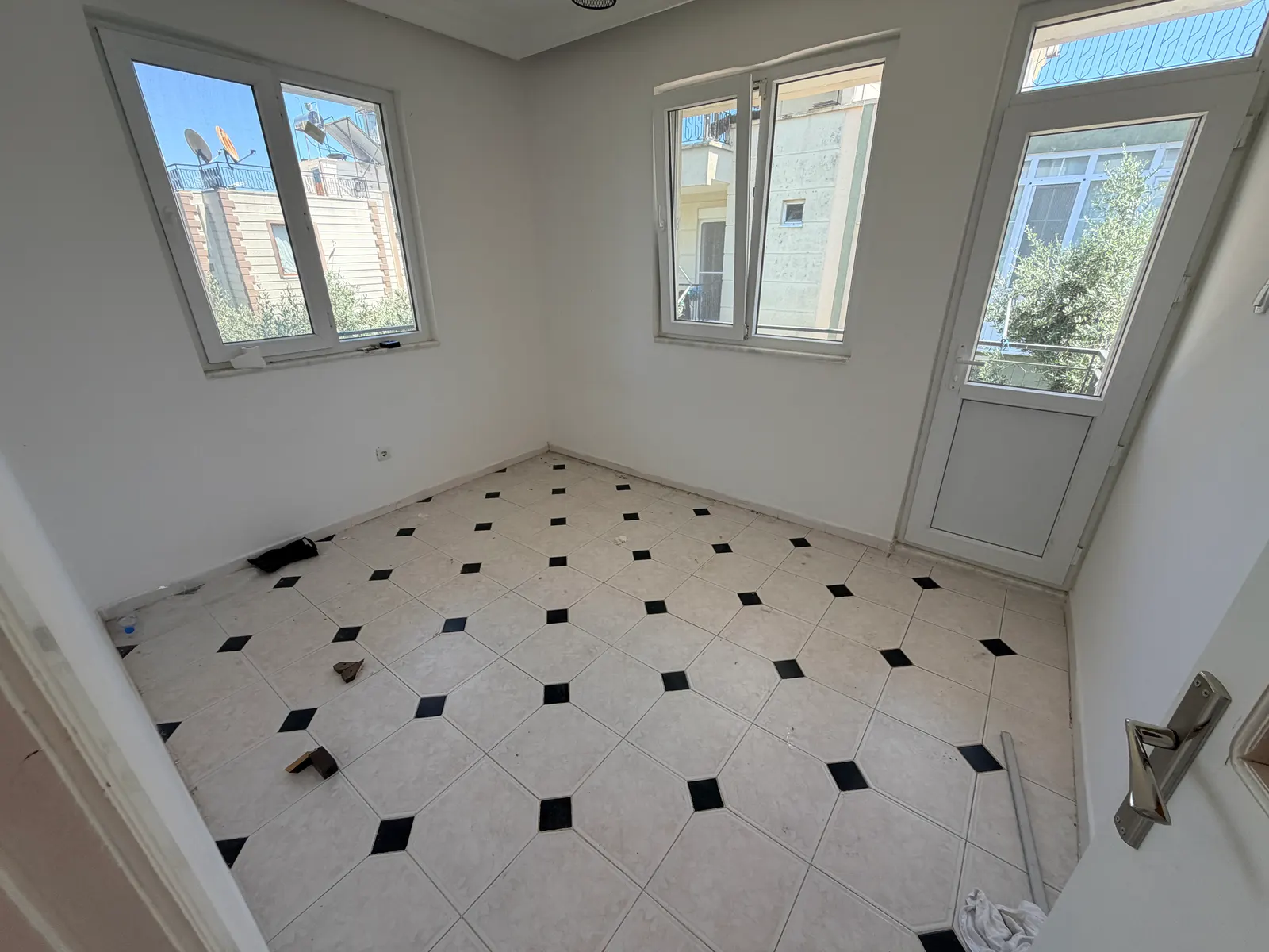 Belekte 3+1 eşyasız villa